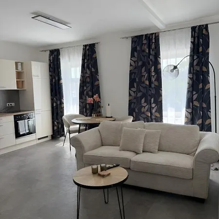 Lejlighed Zentrale Moderne In *